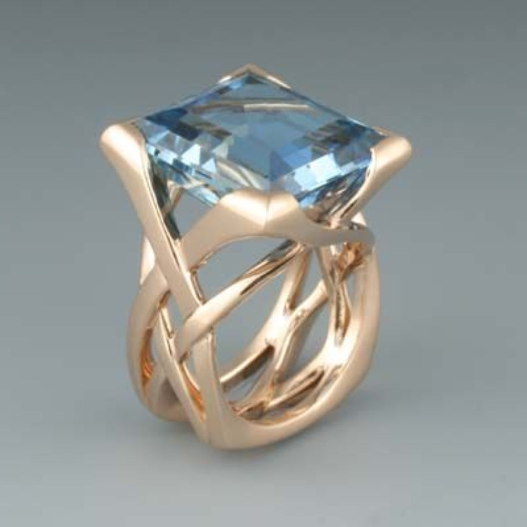 Elizabeth | Vintage Rose Gold Blue Zirconia Ring